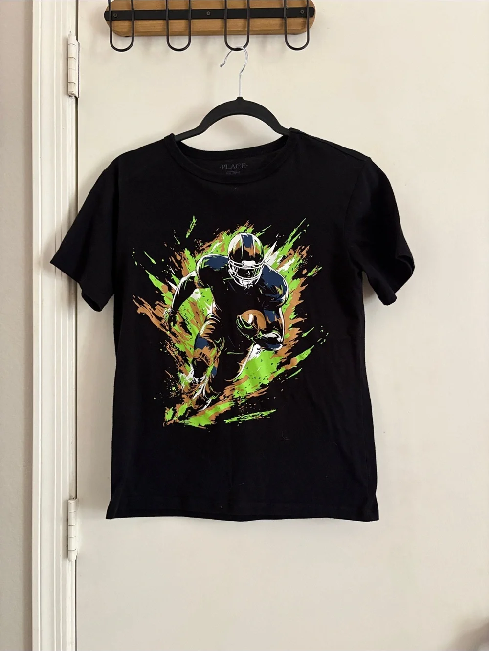 The Children’s Place Football Tee Size L 10/12